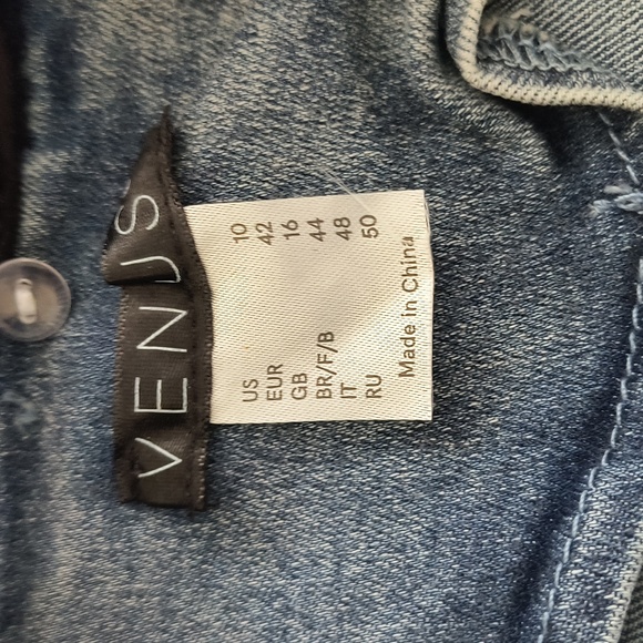 NWOT Venus Jean blazer with removable faux leather hood - Picture 6 of 9